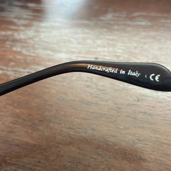 Oliver PeoplesLA Ashton brown eyeglasses with brown OliverPeoples LA case - Picture 7 of 17